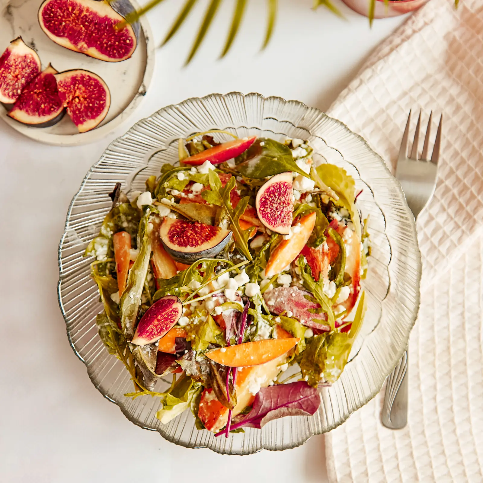 Plant-based gluten-free meal with fresh vegetables